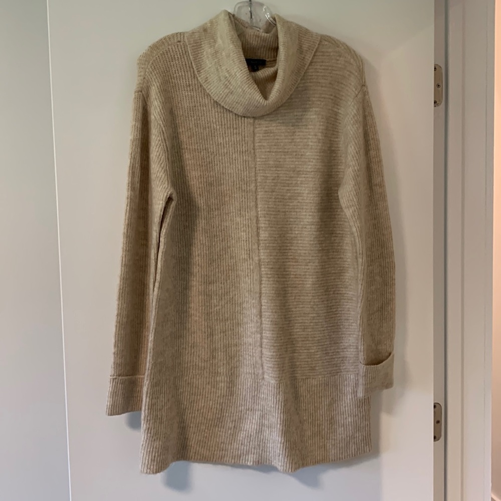 DYNAMITE TURTLE NECK SWEATER DRESS